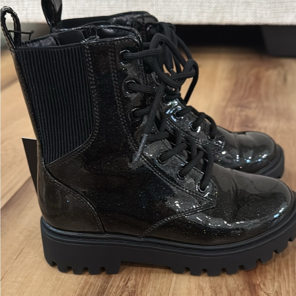 Art Class Glossy Black Kids Boots